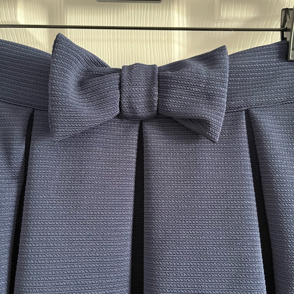 SHEIN Navy Blue Skirt with Bow - Picture 2 of 4